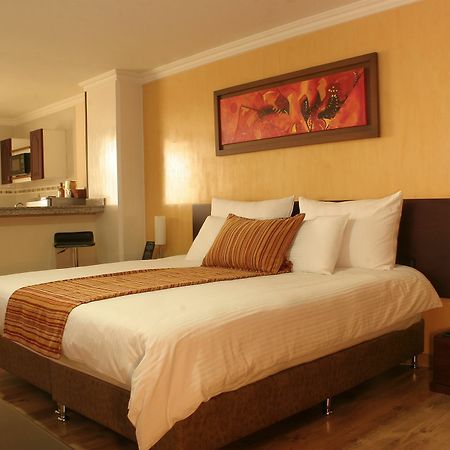 Luxor Plaza Hotel Pereira Exterior photo